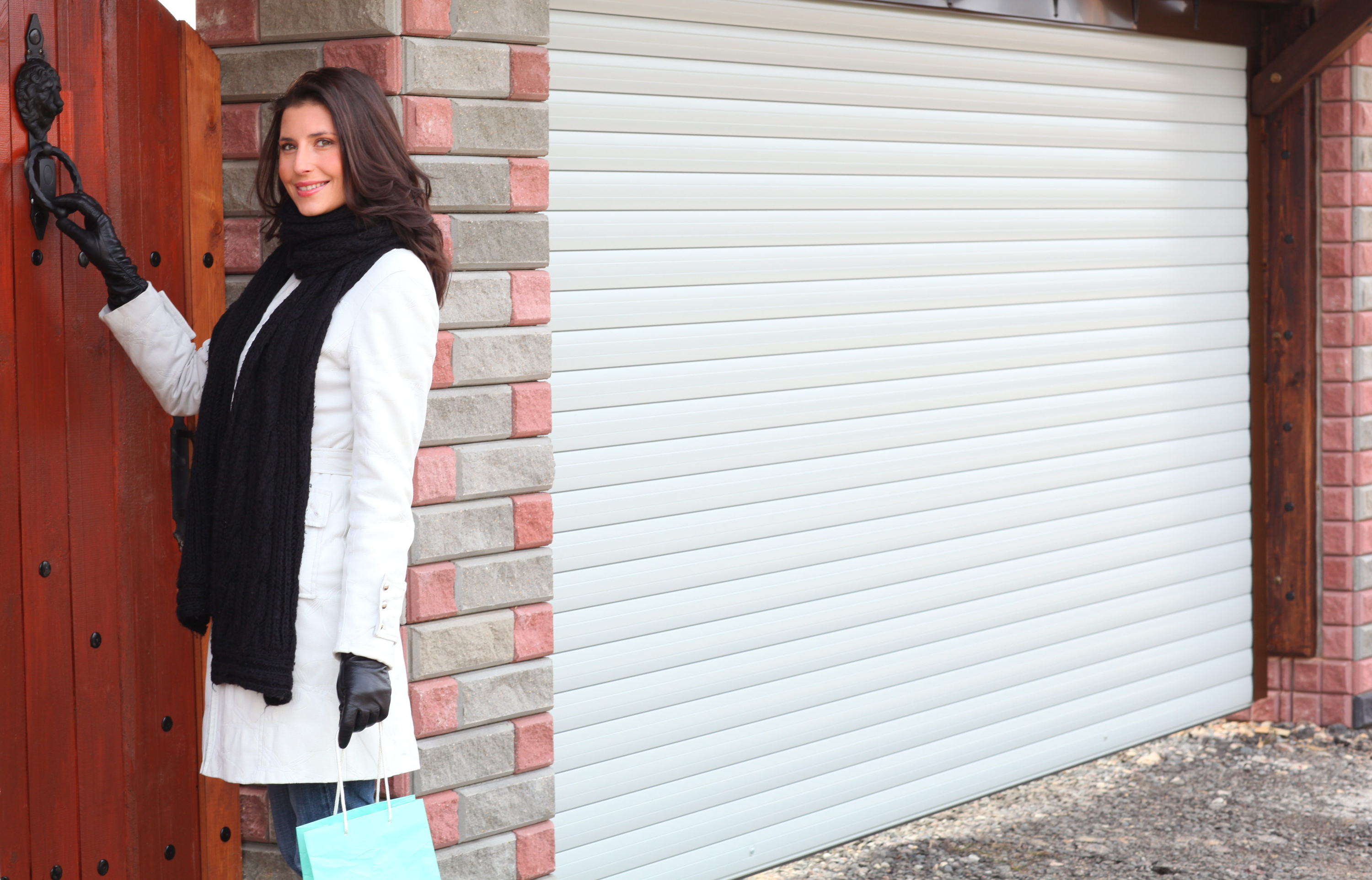 Скидка 10% на роллетные ворота и пульт в подарок