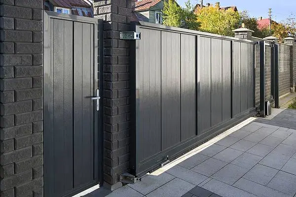 Подарок на выбор при покупке комплекта SGN